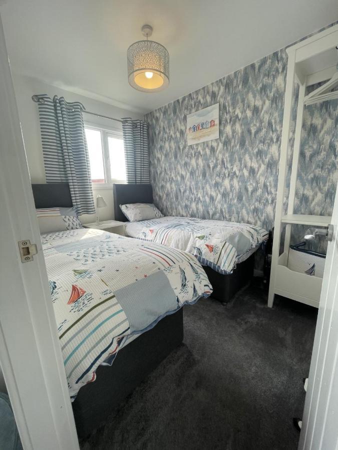 Pirates Cove Holiday Chalet Bridlington Exterior photo